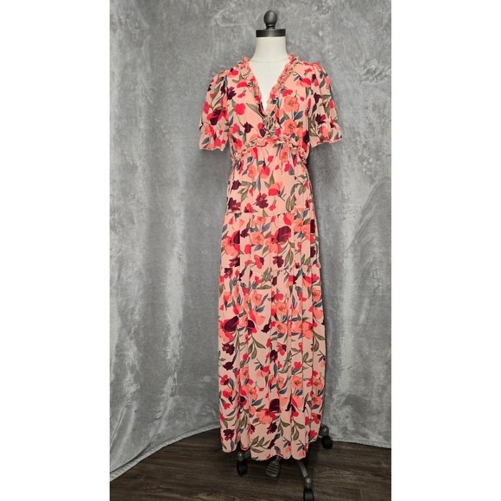 Womens Small Peach Floral Maxi Dress Short Sleeve V Neck Tiered Boho Vacation - Picture 1 of 9